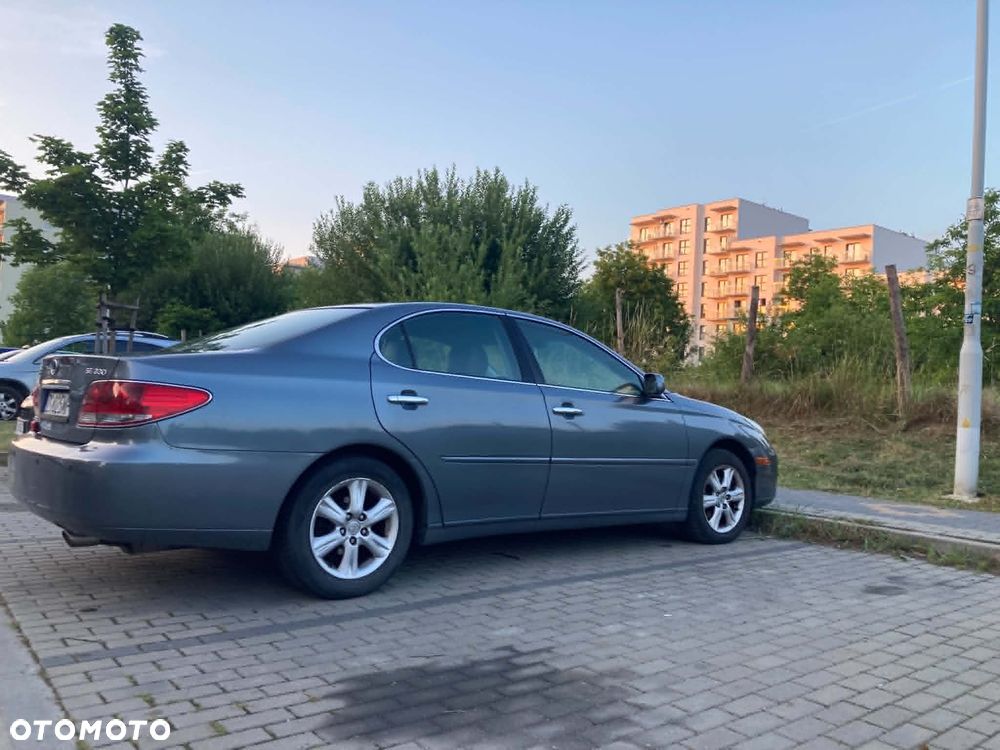 Lexus ES - 2
