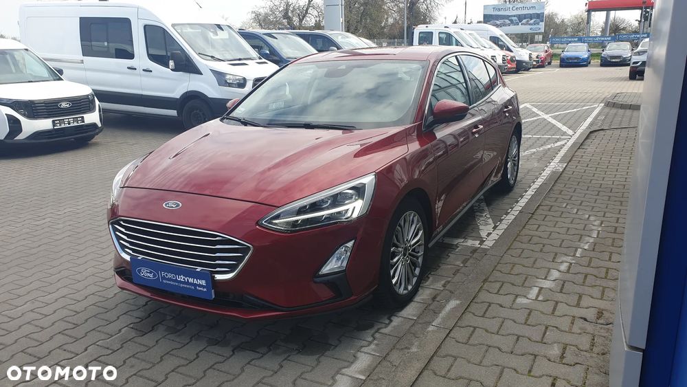 Ford Focus 1.5 EcoBoost Titanium - 4