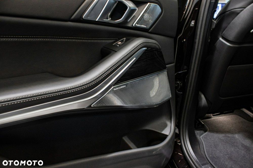 BMW X7 - 16