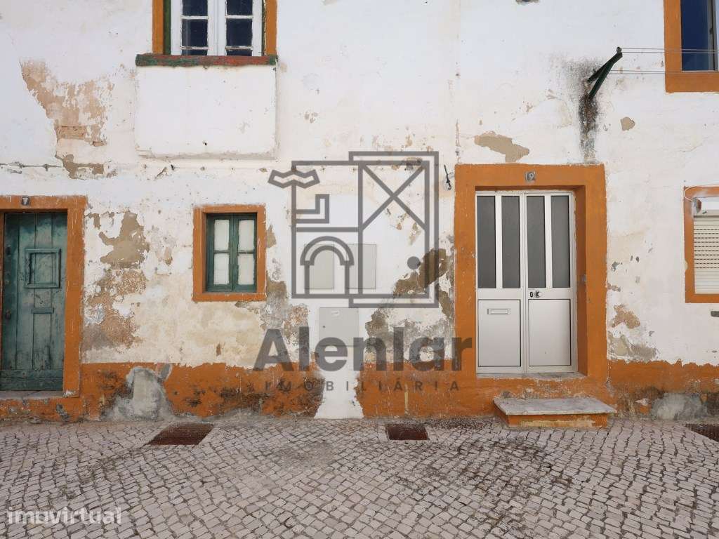 Prédio para Reabilitação no Centro Histórico de Alenquer - Grande imagem: 3/42