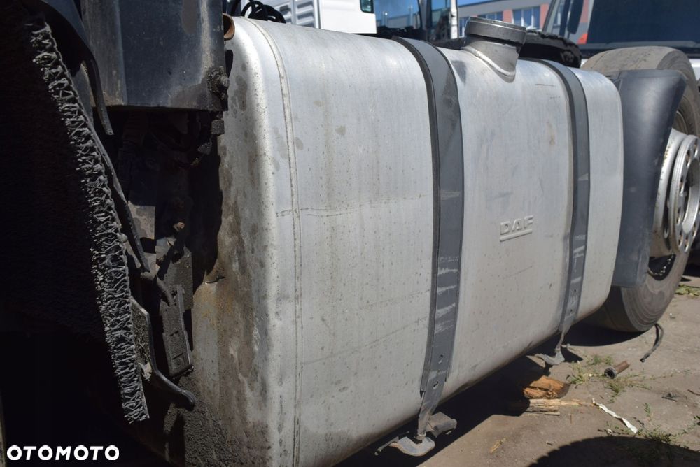 ZBIORNIK PALIWA DAF XF 105 - 3