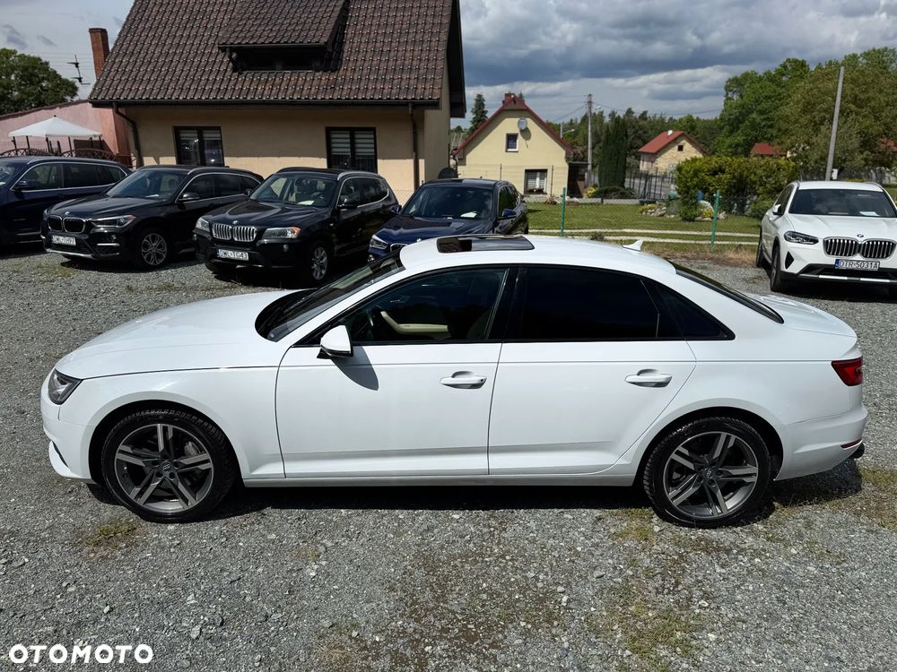 Audi A4 Limousine - 12