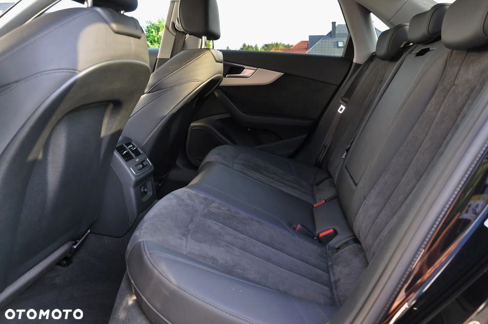 Audi A4 Limousine - 13