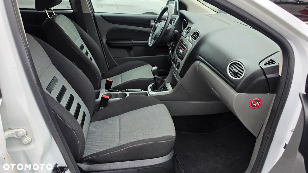 Ford Focus 1.6 FX / Amber X - 12