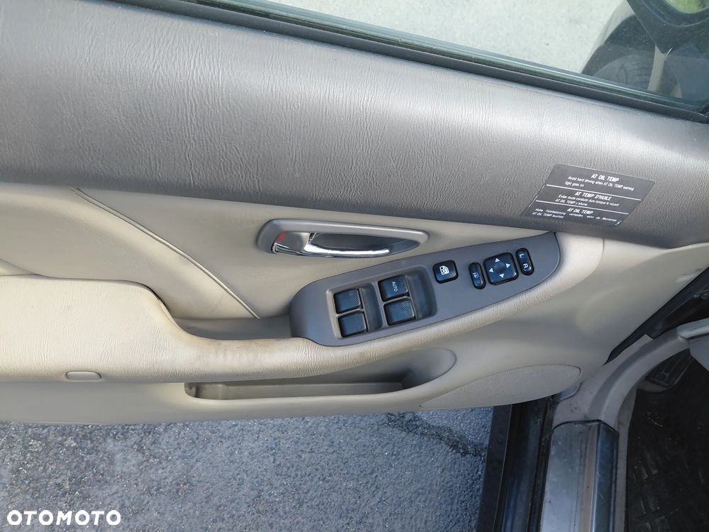 Subaru Legacy 2.5 GX 4x4 - 12