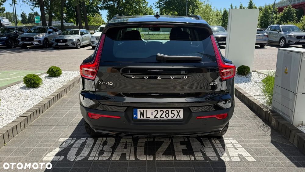 Volvo XC 40 B3 Plus Dark - 6