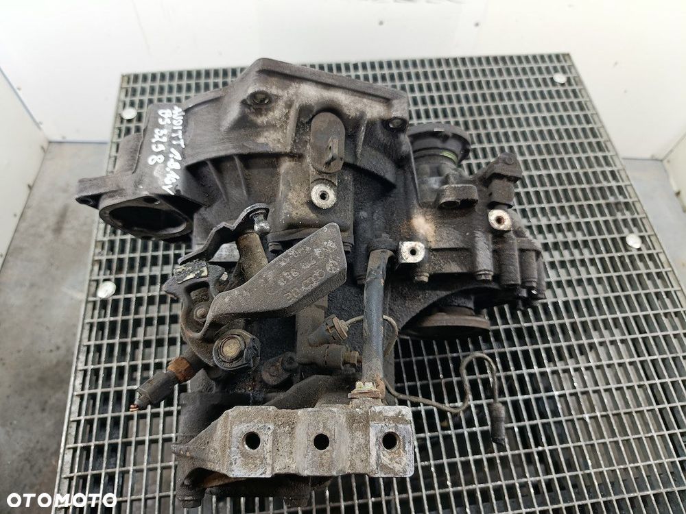 SKRZYNIA BIEGÓW MANUALNA 5 AUDI TT 8N DZF 1.8 20V - 5
