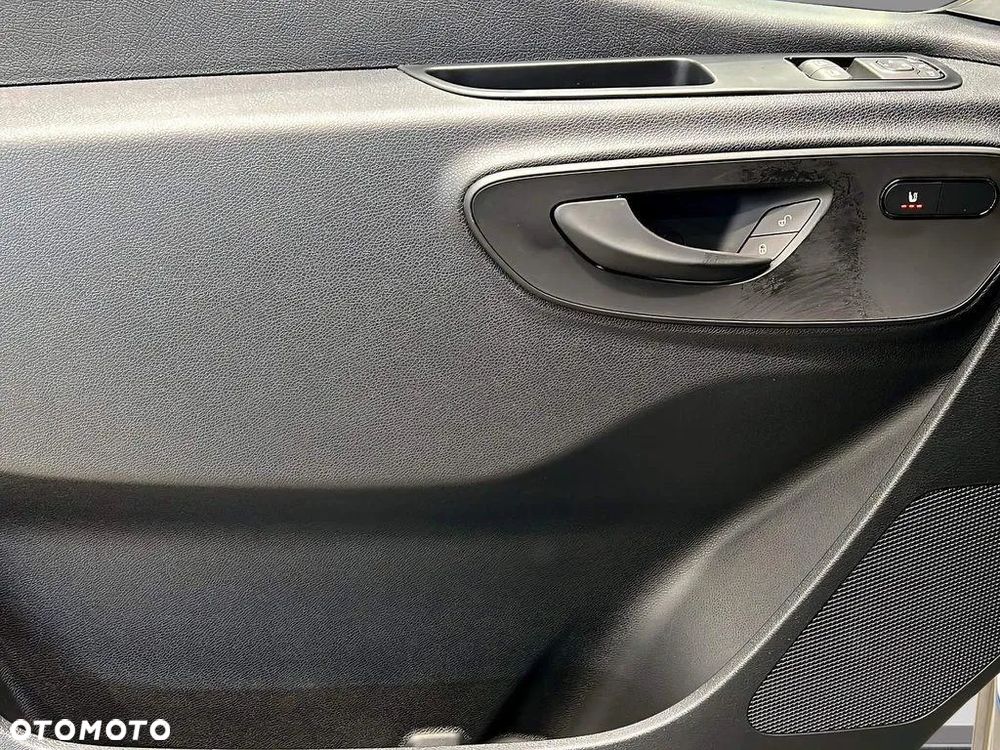 Mercedes-Benz Sprinter 319 CDI Furgon PRO ekstradługi - 11