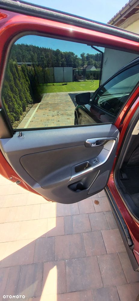 Volvo XC 60 3.2 AWD Momentum - 7