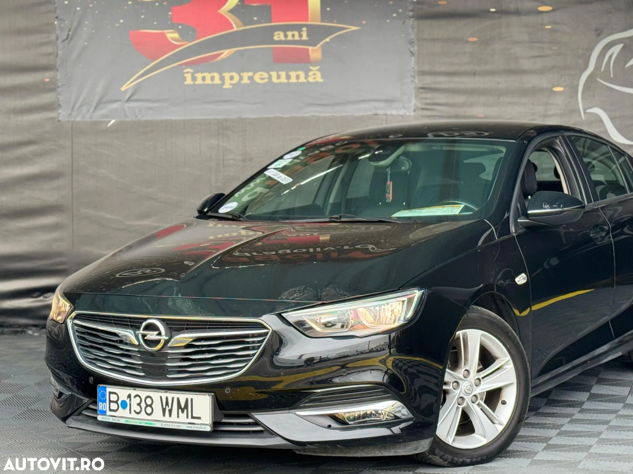 Opel Insignia - 11