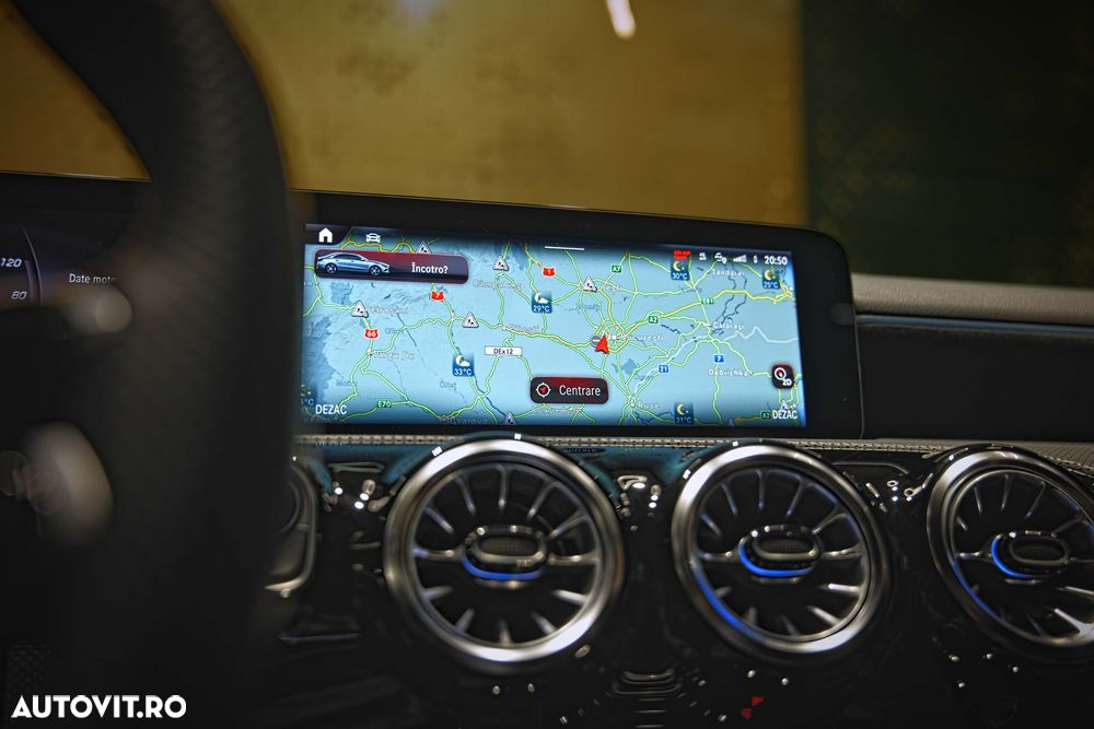 Mercedes-Benz A 180 Sedan 7G-DCT AMG Line - 23