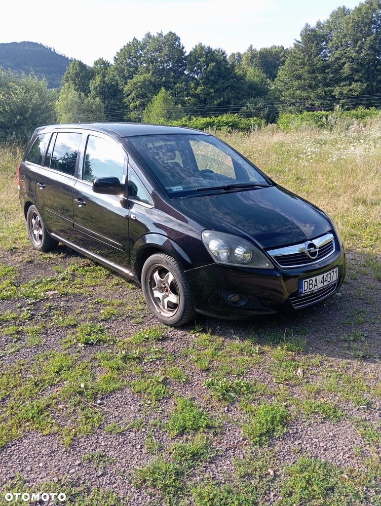 Opel Zafira - 1