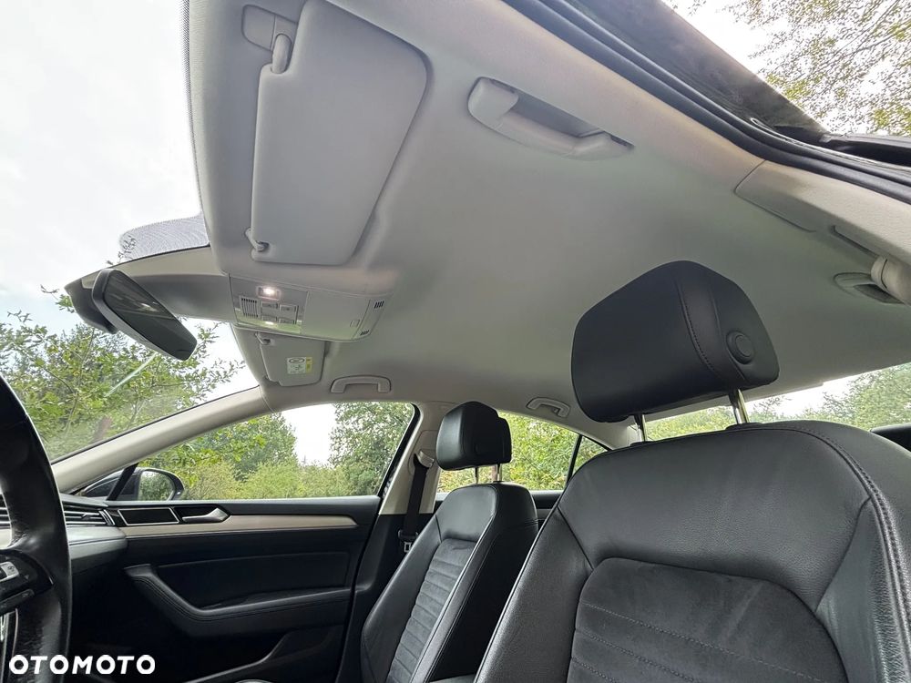 Volkswagen Passat 1.8 TSI BMT Highline DSG - 35