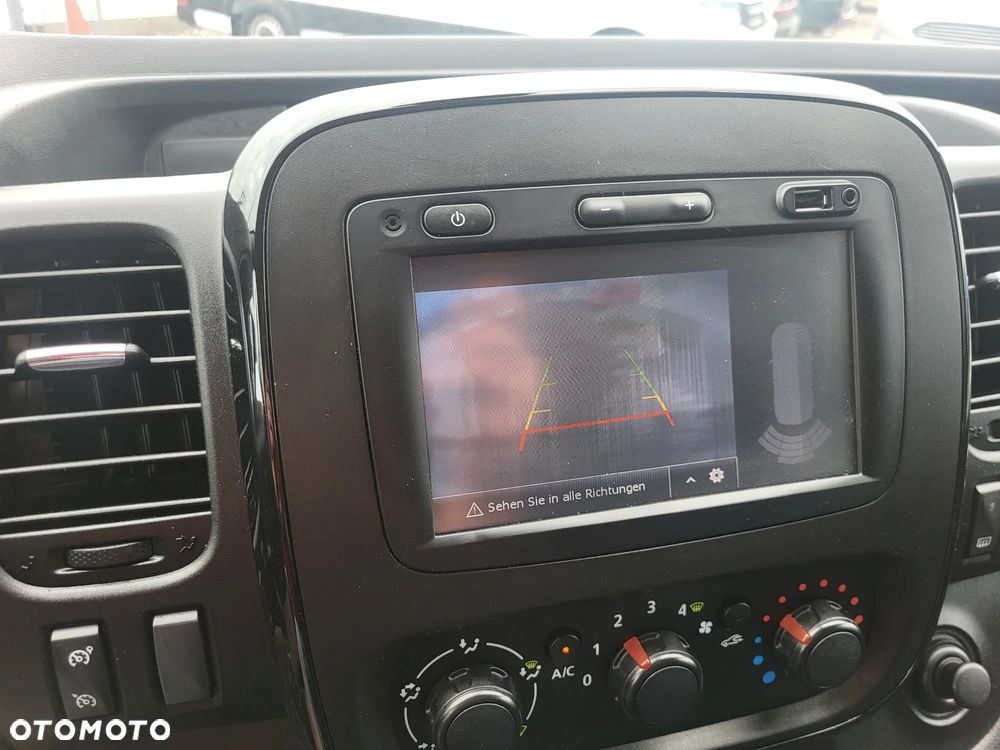 Opel Vivaro - 34