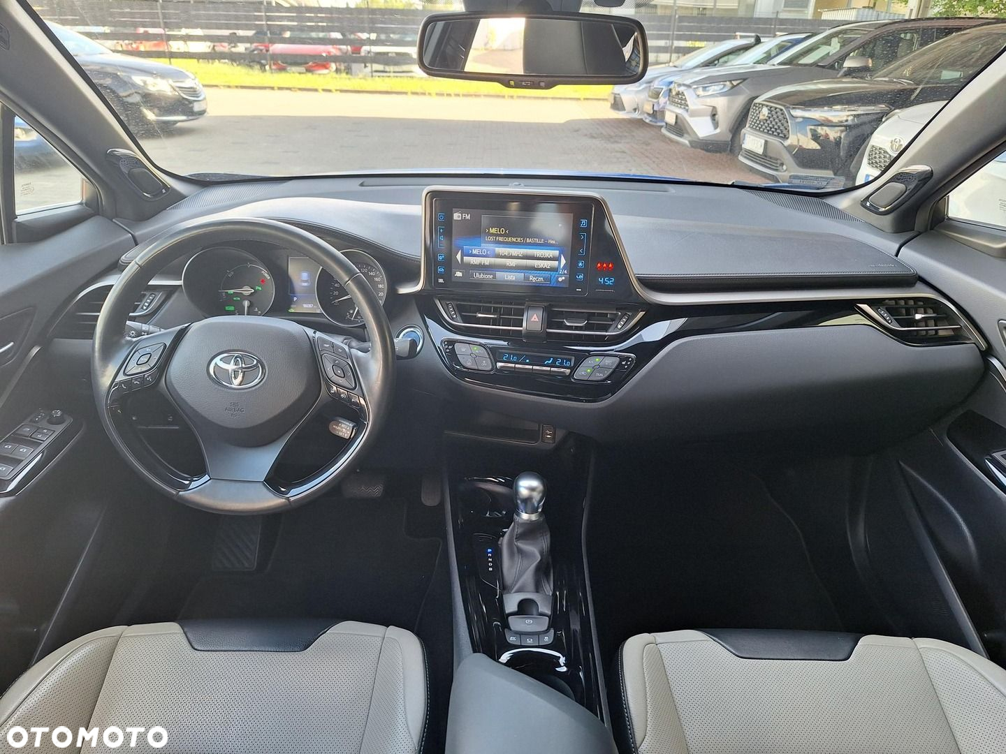 Toyota C-HR - 16