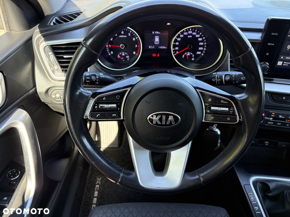 Kia XCeed 1.0 T-GDI M - 14