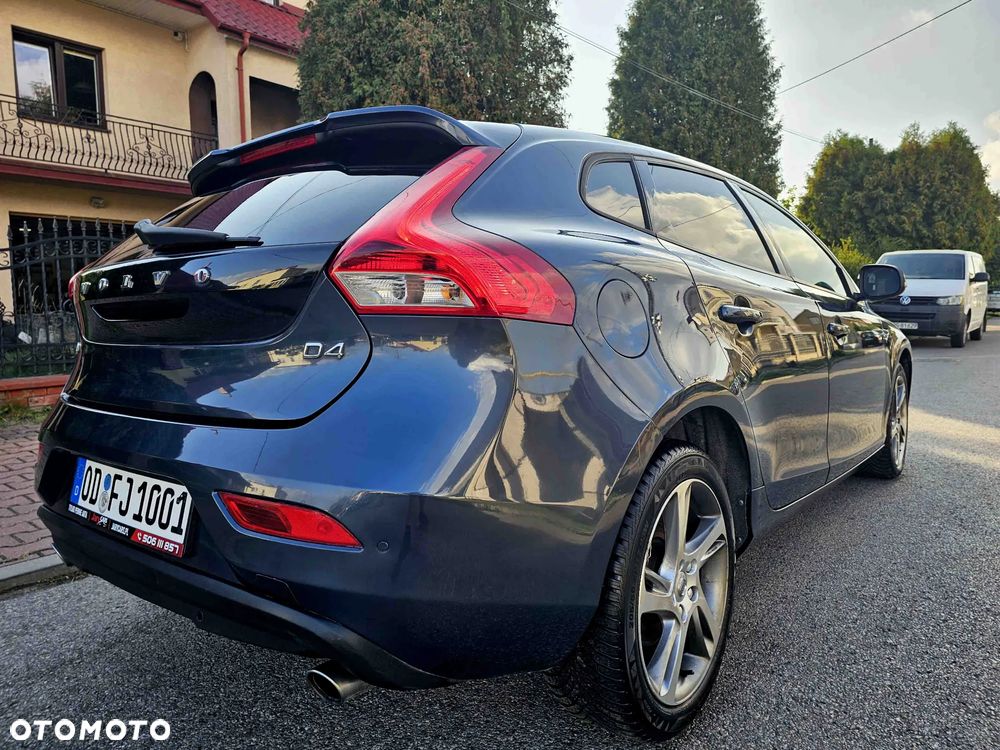 Volvo V40 D4 Geartronic Summum - 8