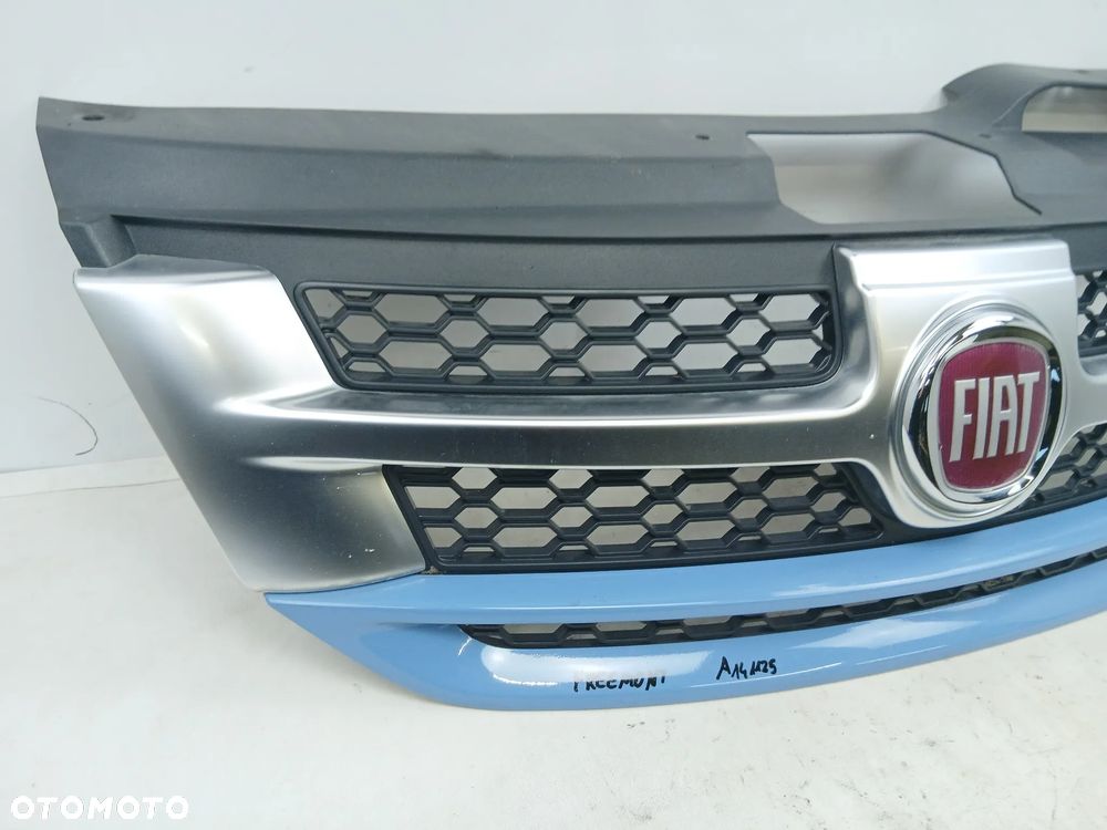 Atrapa Fiat Freemont - 2