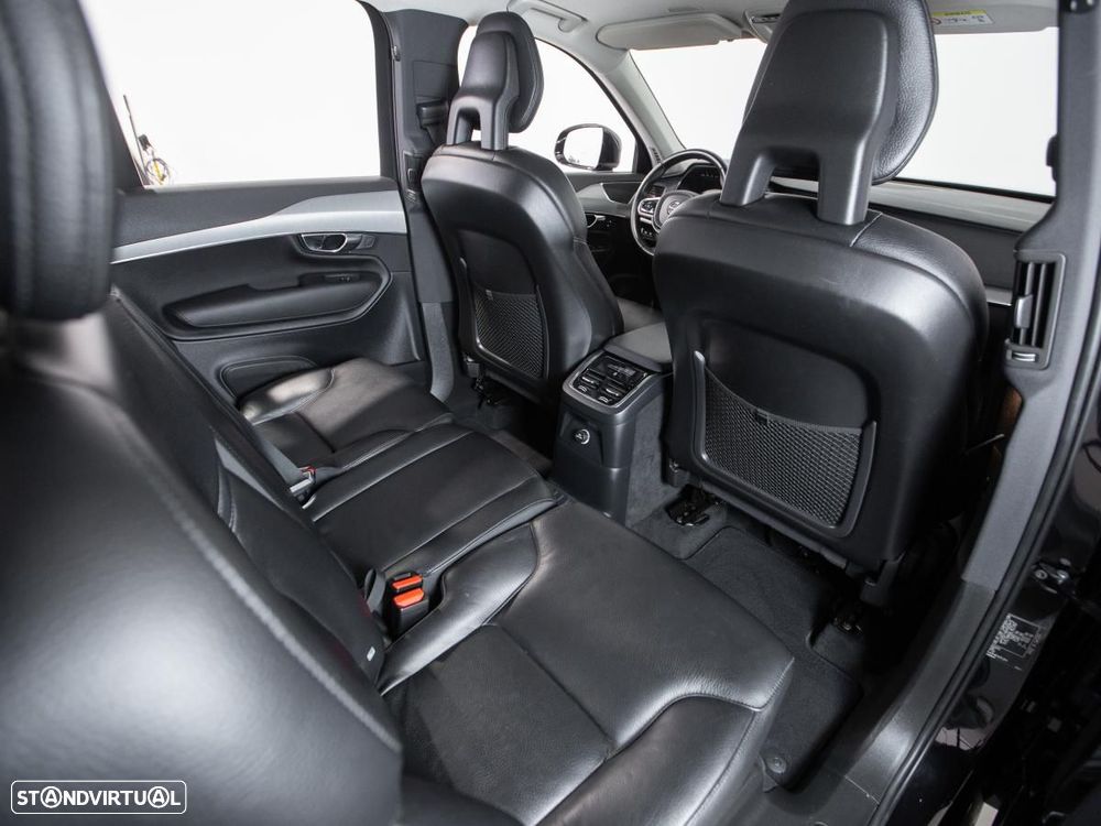 Volvo XC 90 2.0 T8 PHEV Momentum Plus AWD - 12