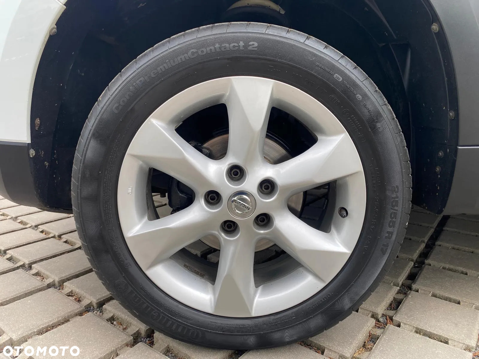 Dacia Duster 1.6 SCe Laureate S&S - 38