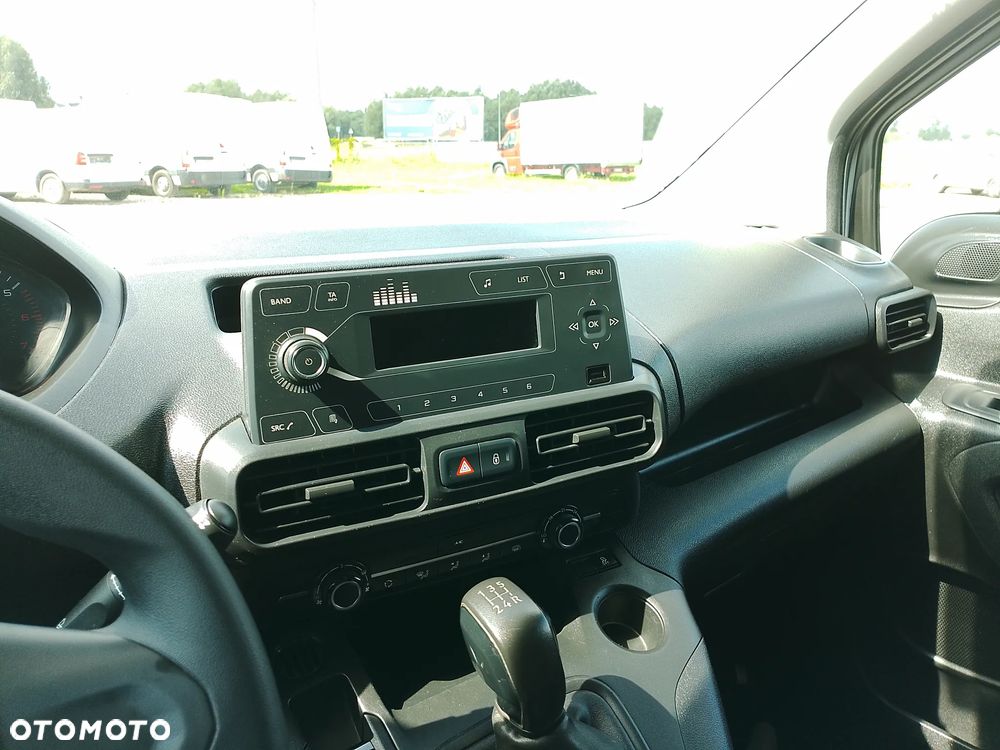 Peugeot Partner Berlingo Combo Doblo 3osoby Izoterma Chłodnia Mroźnia do lodów minus 20 stopni 220V grzanie - 22