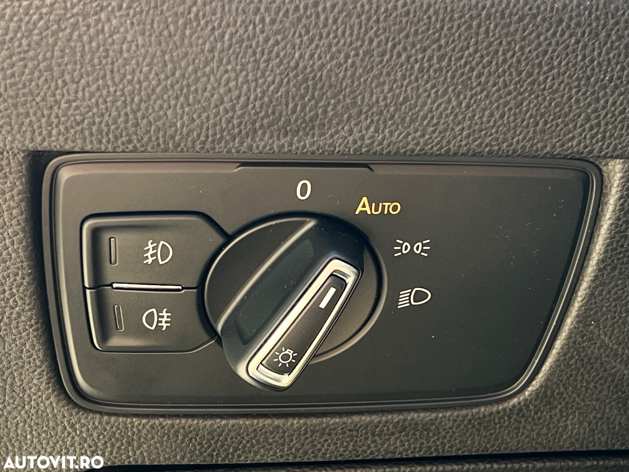 Volkswagen Passat - 20