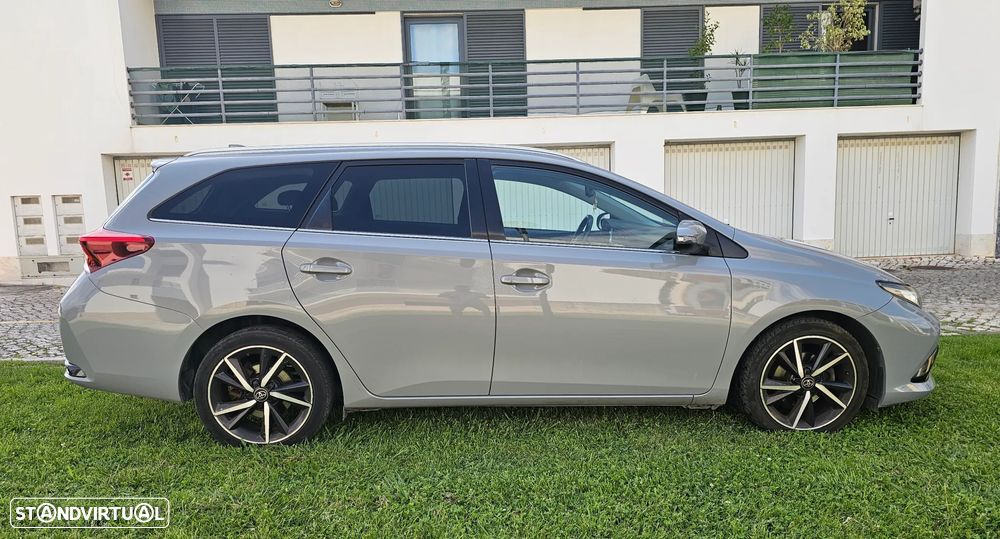 Toyota Auris Touring Sports 1.4 D-4D Comfort+Pack Sport - 5