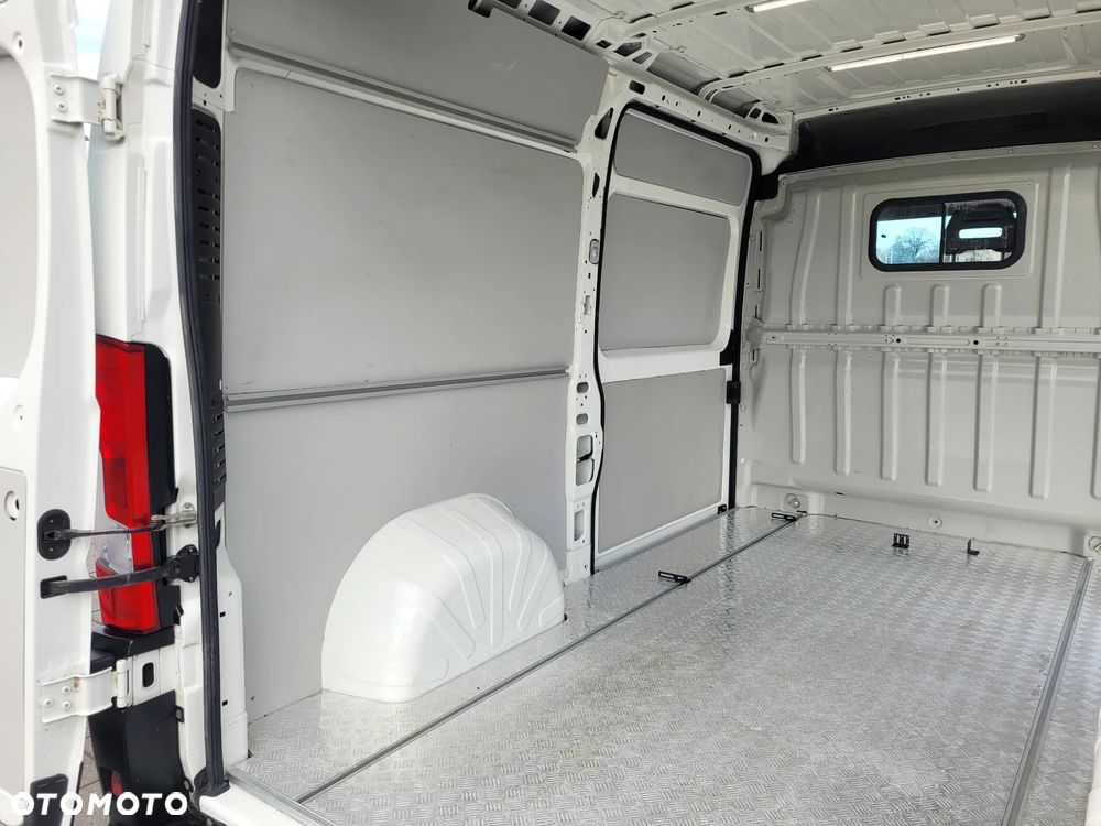 Peugeot Boxer 2xDRZWI BOCZNE KLIMA KAMERA WEBASTO TEMPOMAT FV23% - 14