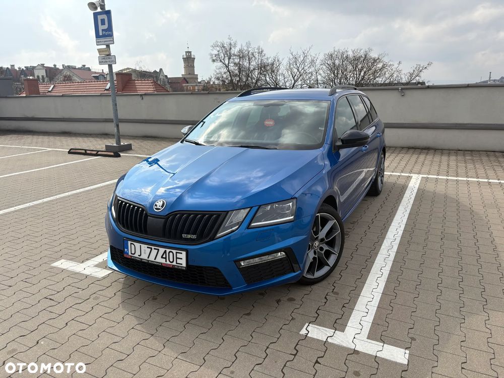 Skoda Octavia 2.0 TDI DSG RS - 4