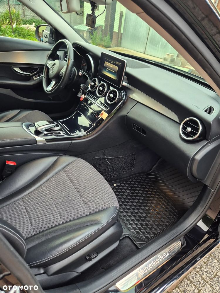 Mercedes-Benz Klasa C 200 7G-TRONIC - 9