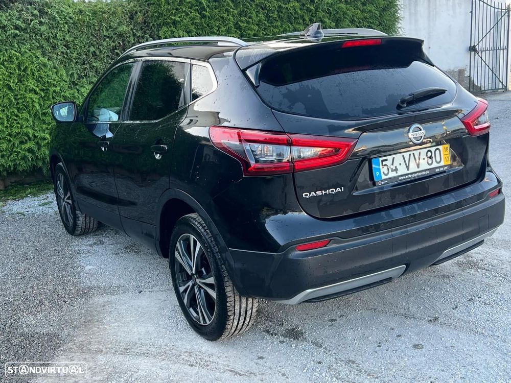 Nissan Qashqai 1.5 dCi N-Connecta J18+Led - 4