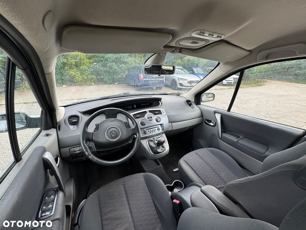 Renault Scenic - 13