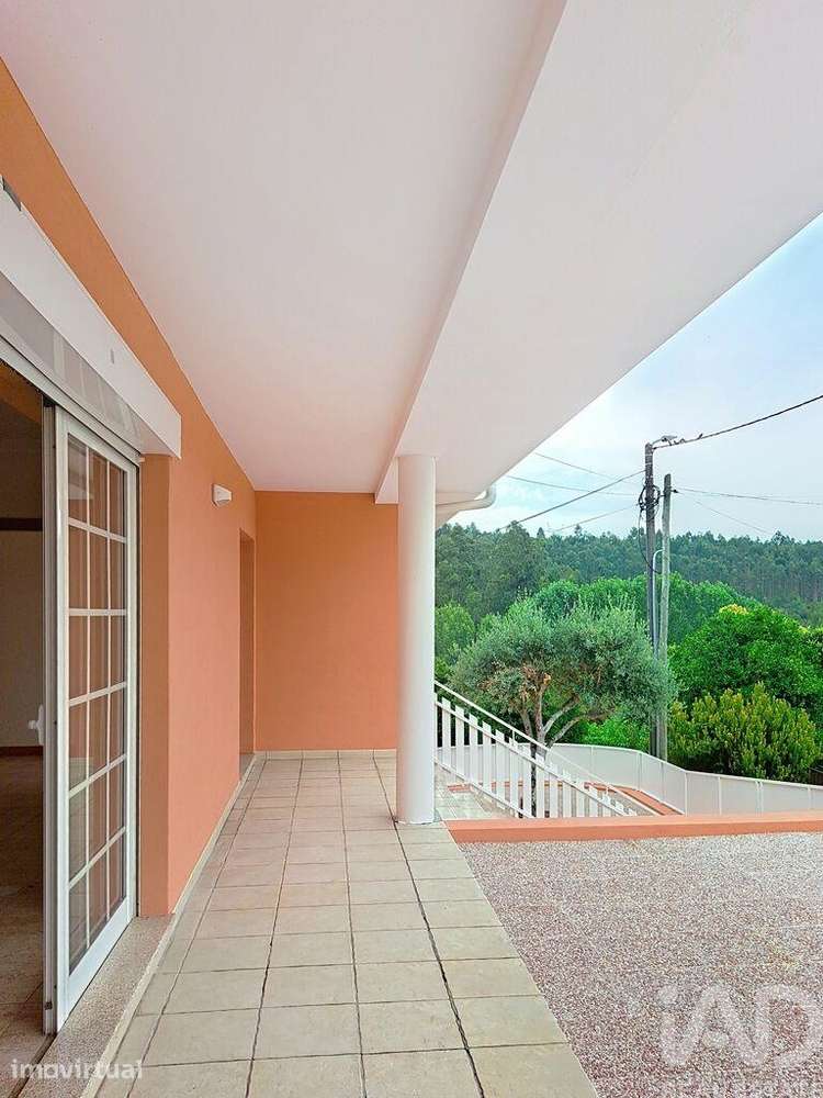 Casa / Villa T4 em Canedo, Vale e Vila Maior de 264 m2 - Grande imagem: 2/26