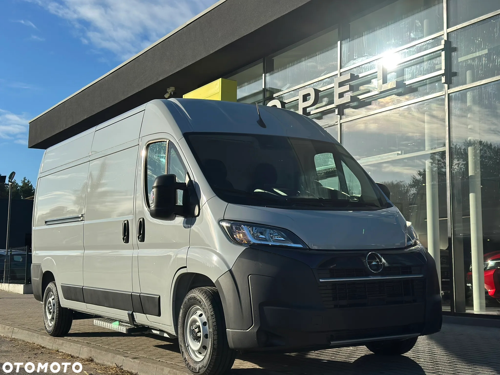 Opel Movano Furgon L3H2 - 3