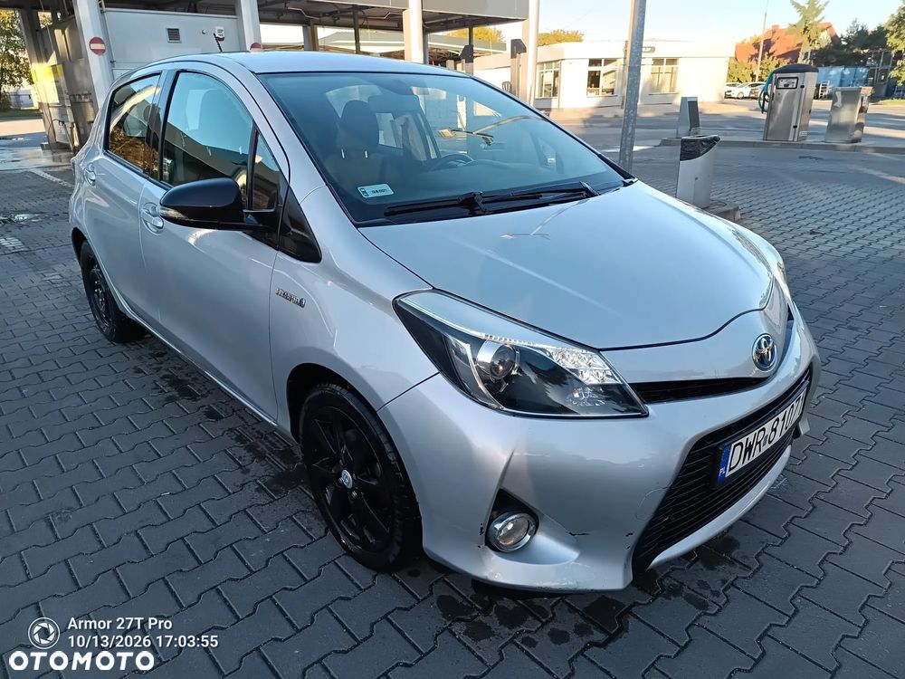 Toyota Yaris - 8