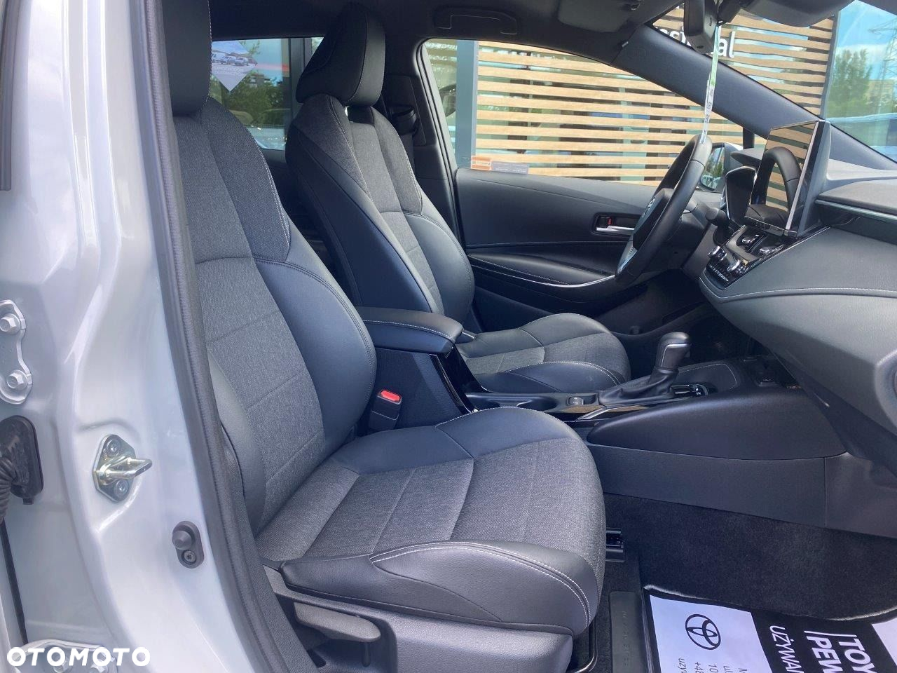 Toyota Corolla - 18