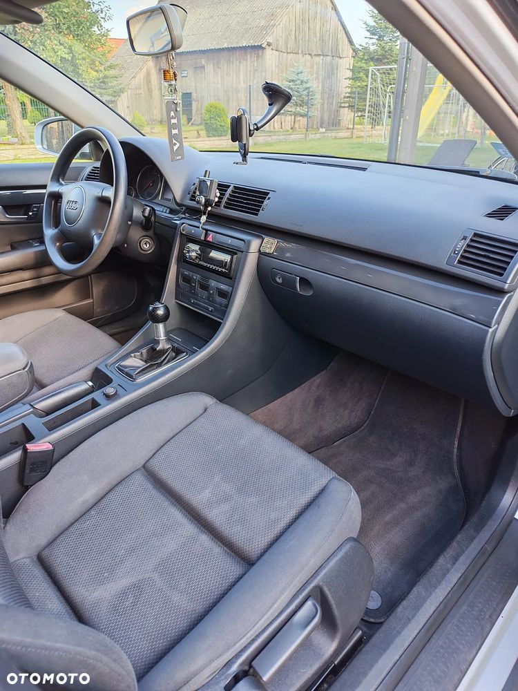 Audi A4 Avant 1.9 TDI - 12