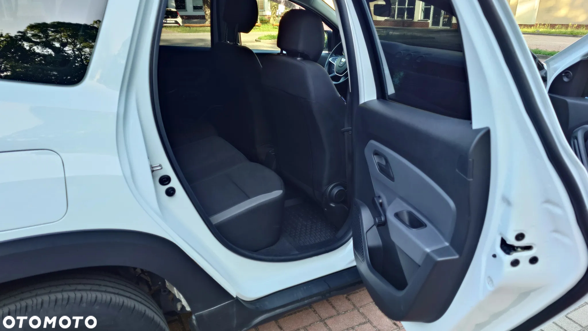 Dacia Duster 1.0 TCe Essential - 16