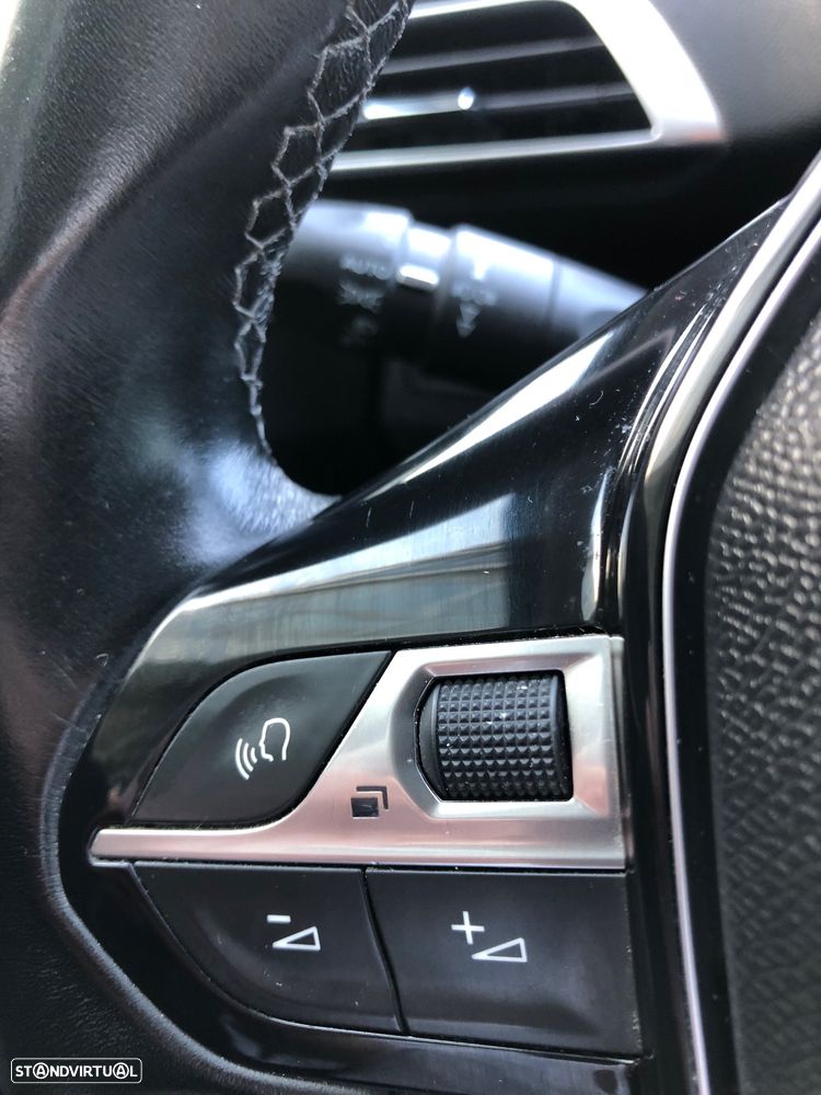 Peugeot 3008 1.5 BlueHDi Allure - 28
