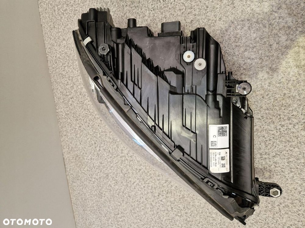 MERCEDES S KLASA W223 LAMPA PRZEDNIA PRAWA MULTIBEAM LED - 2