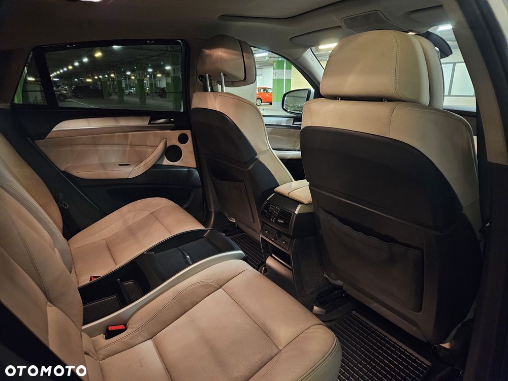 BMW X6 - 13