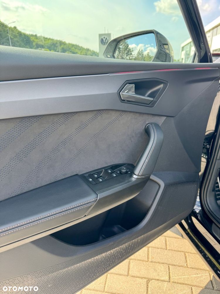 Cupra Leon 1.5 eTSI mHEV DSG - 11