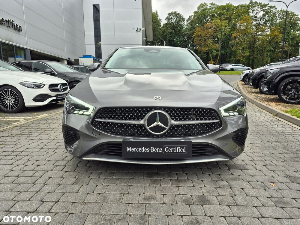 Mercedes-Benz CLA 180 7G-DCT - 13
