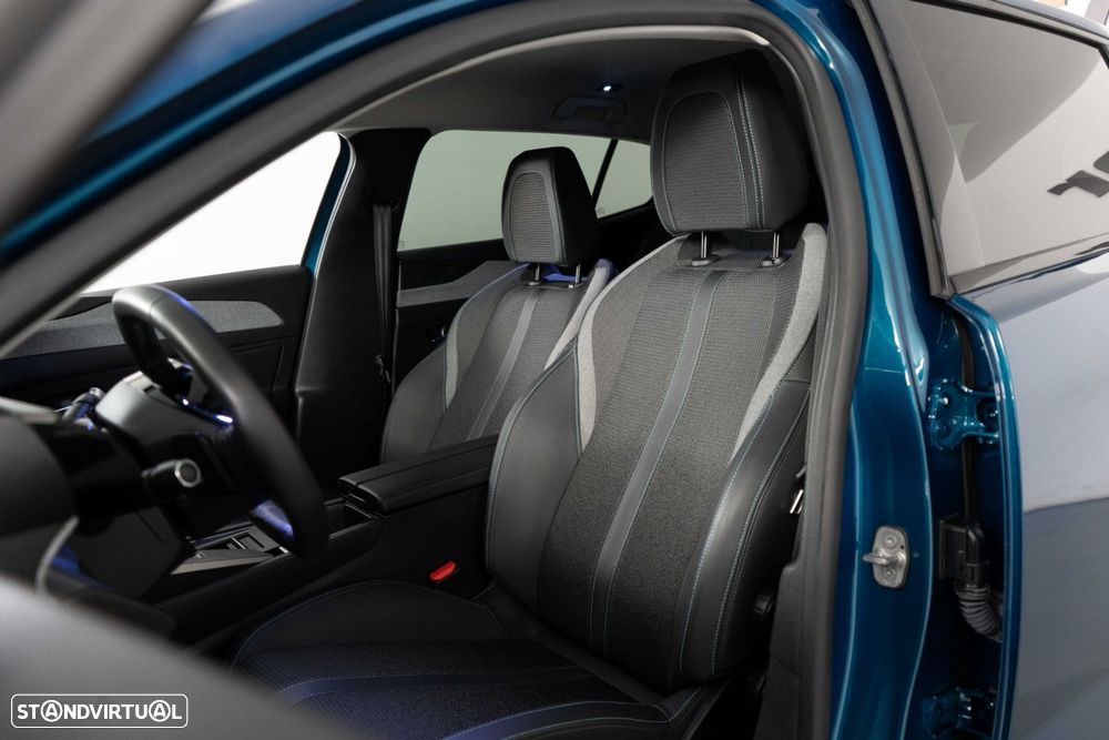 Peugeot 408 1.2 Hybrid Allure e-DCS6 - 10