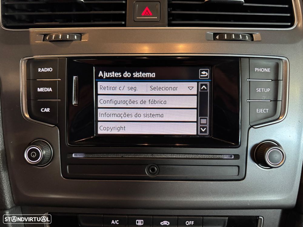 VW Golf 1.6 TDi BlueMotion Trendline - 21
