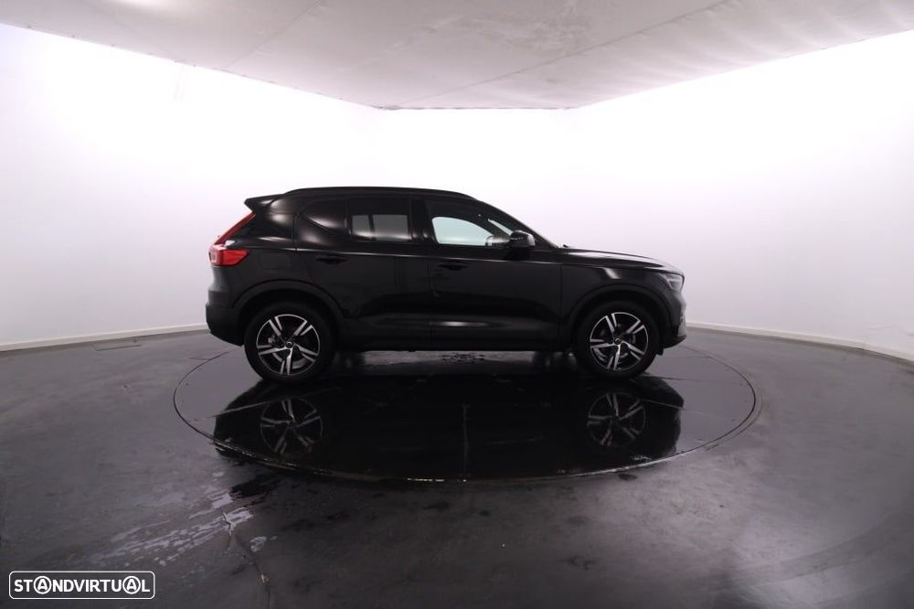 Volvo XC 40 1.5 T2 Plus Dark Auto - 9