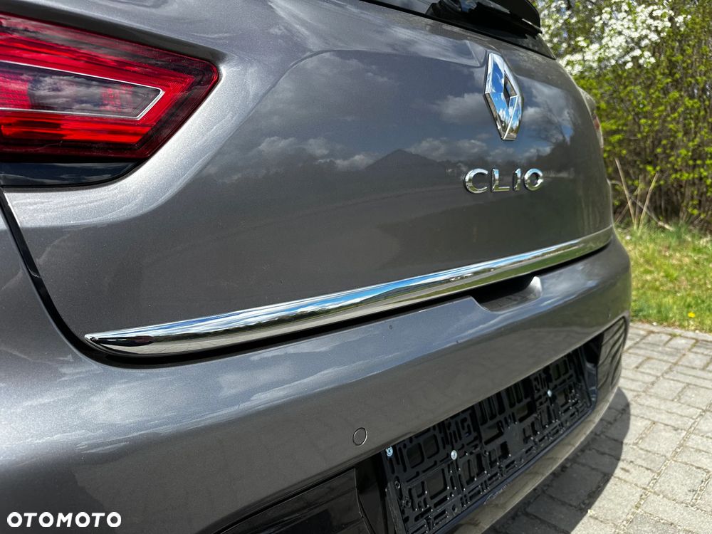 Renault Clio 1.2 16V Limited EU6 - 11