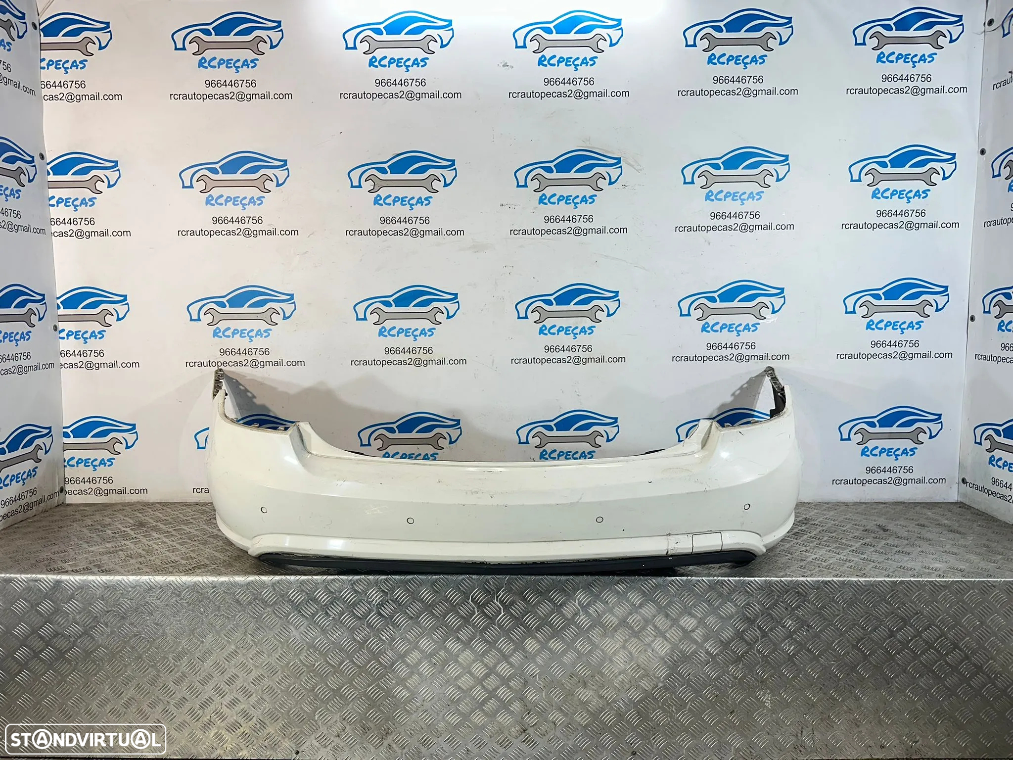.Parachoques Tras Traseiro Original Mercedes Benz Classe E W207 Coupe AMG 2008 a 2017 - 2
