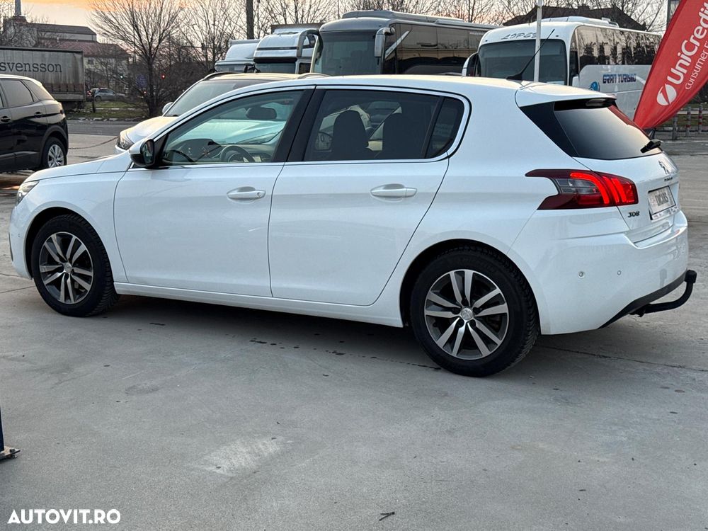 Peugeot 308 PureTech 130 GPF EAT8 Stop & Start Allure - 23