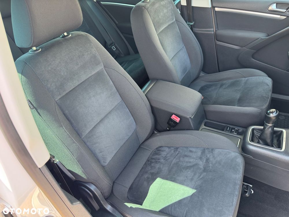 BMW X1 sDrive18d Advantage sport - 23